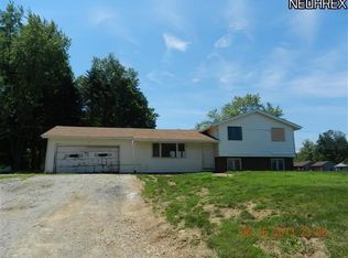 1644 Berna Rd, Akron, OH 44312