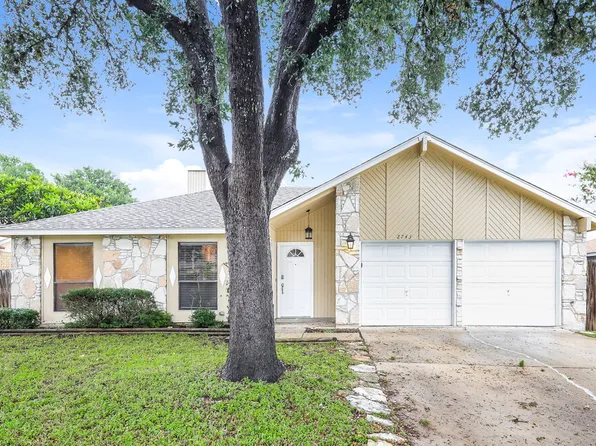 2743 Knoll Tree St, San Antonio, TX 78247
