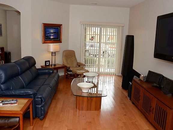 Sun Filled Living Room w/Upgraded Hardwood Floors
