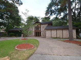 5806 Theall Rd, Houston, TX 77066