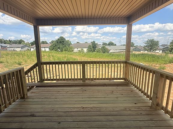 2nd image of 40 Echo Rdg Lot 40