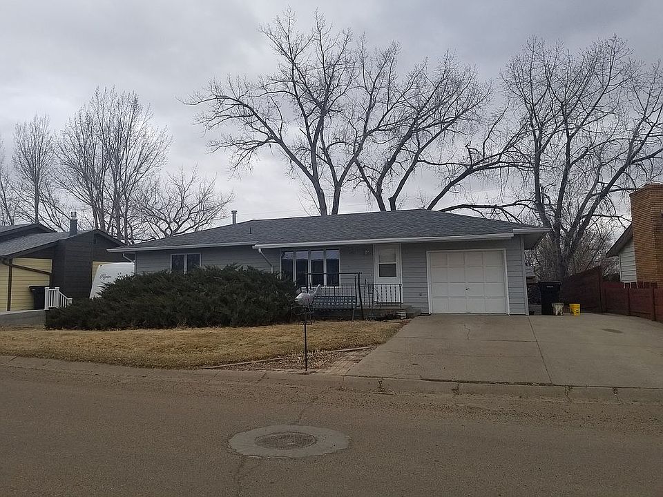 1st image of 92 Shady Ln