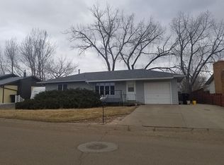 92 Shady Ln, Glasgow, MT 59230