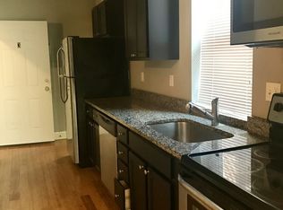 1226 N Calvert St APT 3R, Baltimore, MD 21202