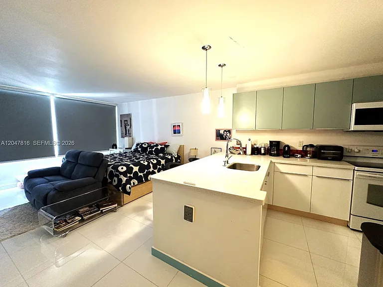 1000 West Ave #1532 — Photo 4