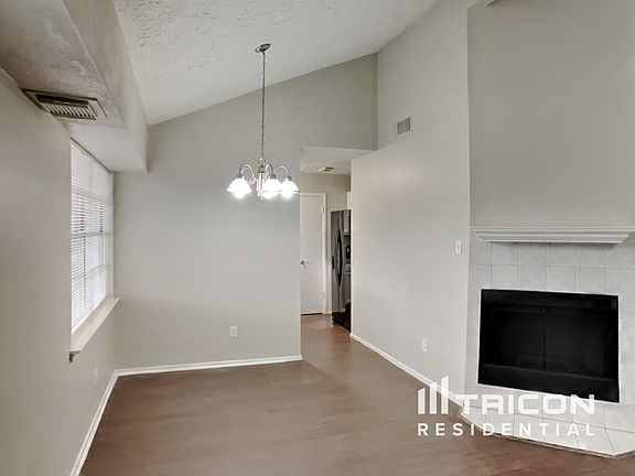 5th image of 8418 Carmelwood Ln