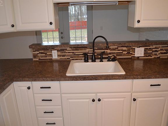 5th image of 1120 Fairoaks Dr