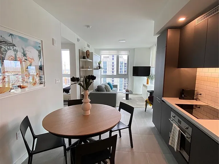 227 NE 2nd St #1701 — Photo 2