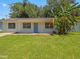 2150 Floyd Dr, Biloxi, MS 39531