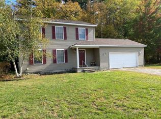 89 Stevenson Ln, Saranac Lake, NY 12983