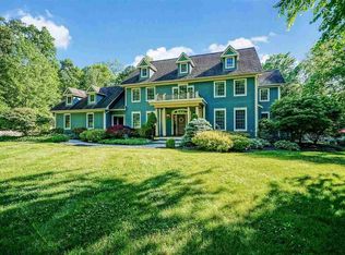 13 Arcadia Dr, Shawangunk, NY 12589