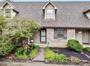 2002 Pueblo Pl, Knoxville, TN 37921