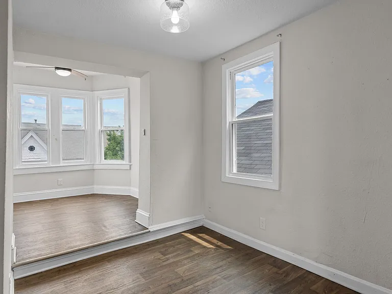 635 South St #C — Photo 7