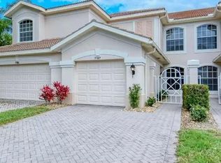 7197 Prosperity Cir, Sarasota, FL 34238