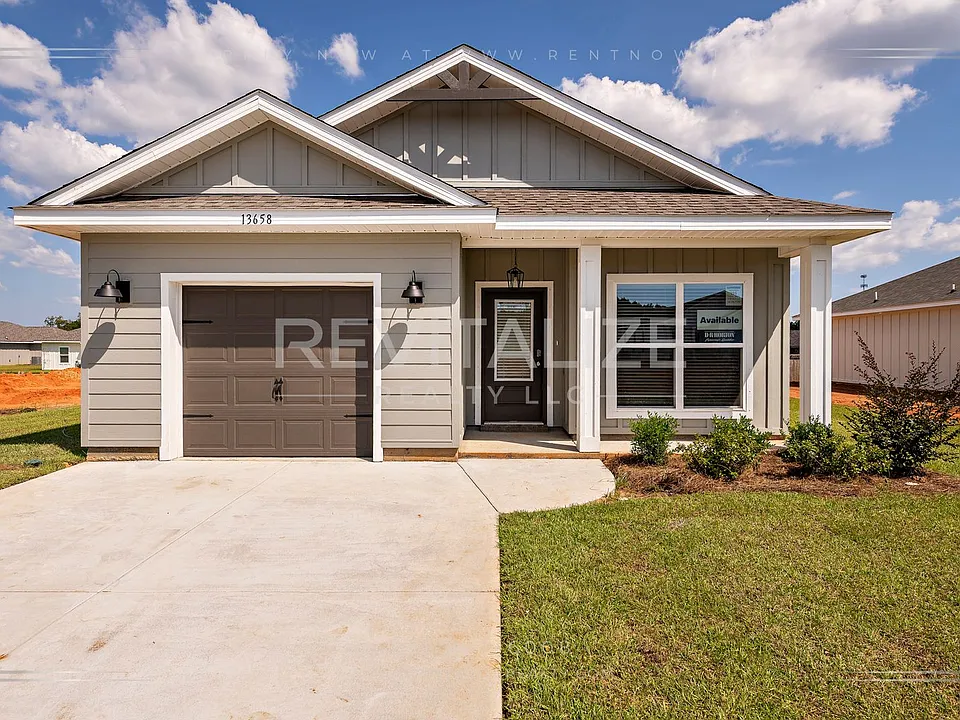 13658 Addison Pl