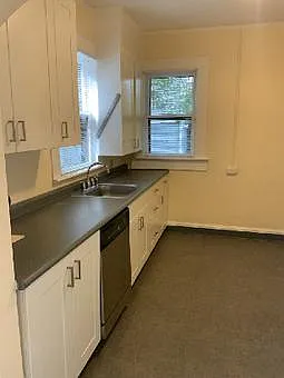 OR - 2311-2317 SE Hawthorne Blvd - KF - 2311 — Photo 3