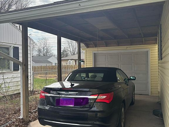 5th image of 1405 Lakelawn Dr