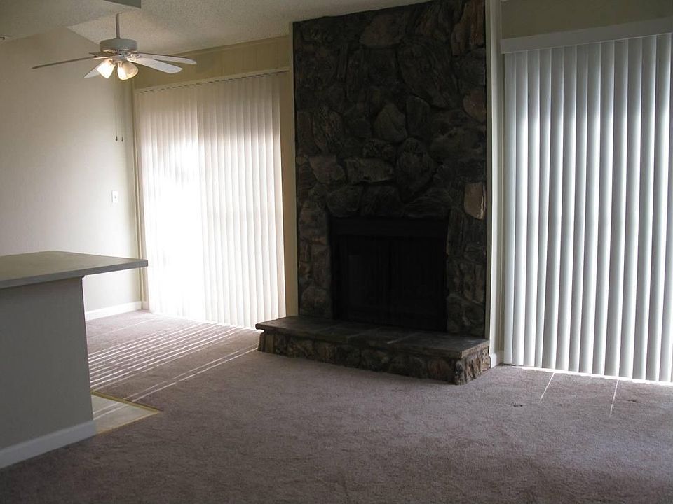 1st image of 333 Cirby Way APT 30
