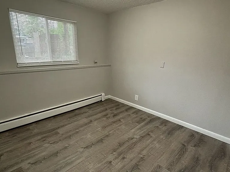 340 Gahart Drive — Photo 11