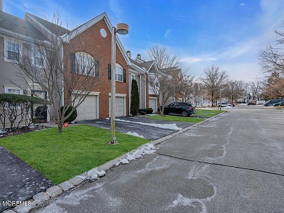 5th image of 3 Beacon Court #87