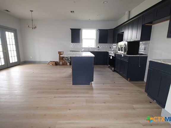 3rd image of 171 Hurst Place Blvd