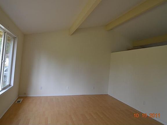 2nd image of 10830 21st Pl SE