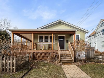 1460 Dewey Ave, Evanston, IL, 60201