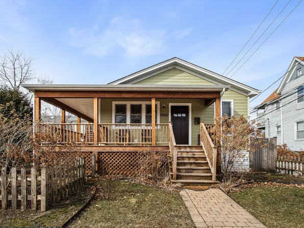 1460 Dewey Ave, Evanston, IL 60201