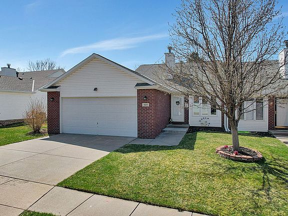 3rd image of 5625 Harmony Ct