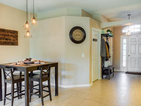 4th image of 1233 Gordon Oaks Dr