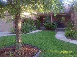 3460 Rose Cir, Trenton, MI 48183