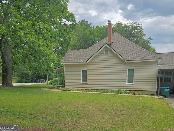 2nd image of 2863 Maysville Rd