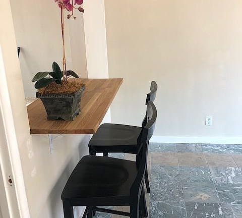 4th image of 1326 N Wilmington Blvd