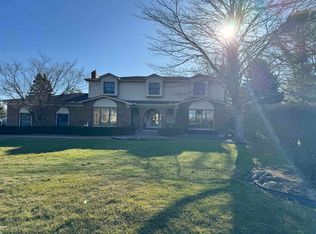 69368 Saxon Dr, Romeo, MI 48065