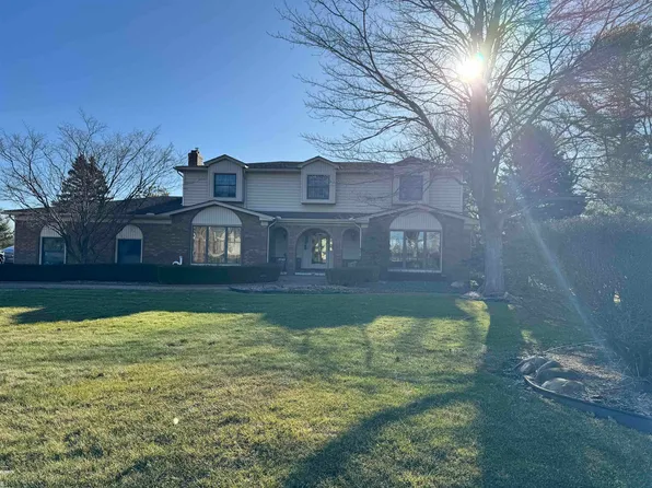 69368 Saxon Dr, Romeo, MI 48065