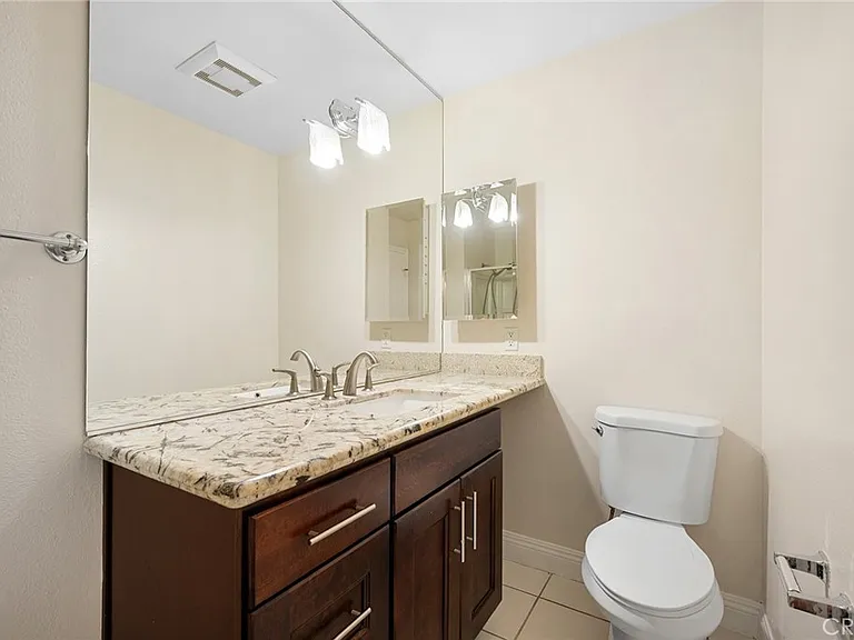 121 Sinclair Ave #206 — Photo 13