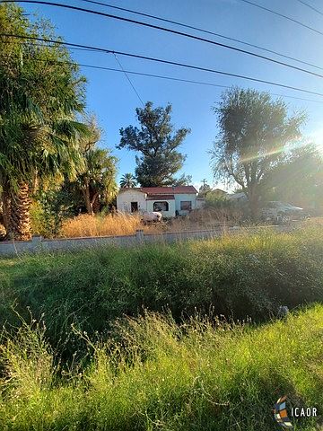 2nd image of 217 E Highway 80