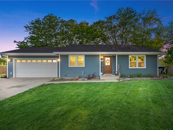 900 Lincoln Ct SE, Bondurant, IA 50035