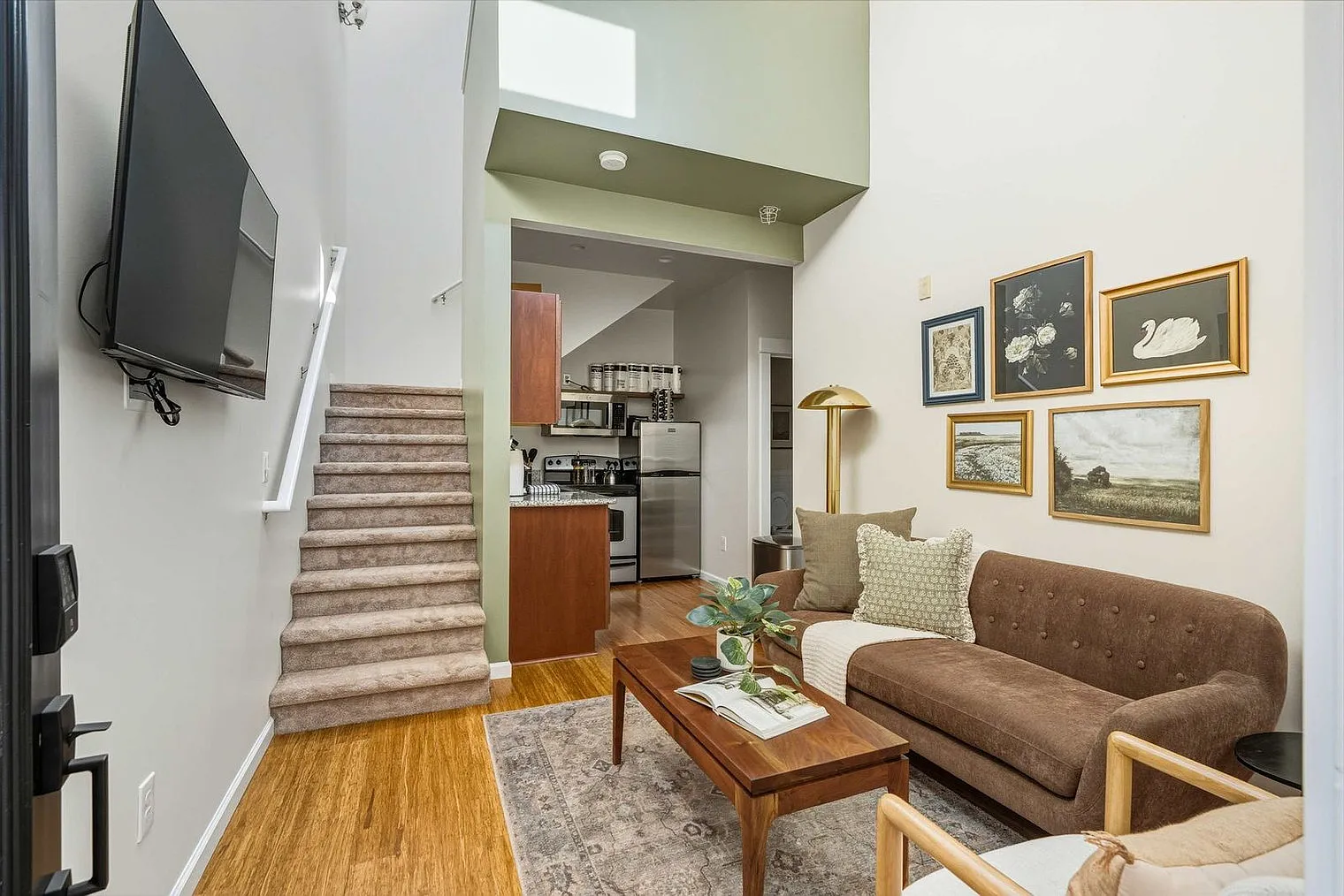 2 bed, 1.0 bath, 796 sqft, $3,739 — Photo 1
