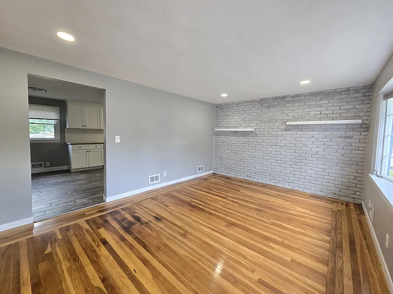 128 Moccasin Dr — Photo 15