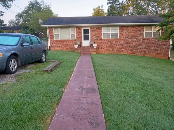 210 Arnold Ave, Morristown, TN 37813