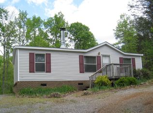 5328 Whitener Rd, Hickory, NC 28602