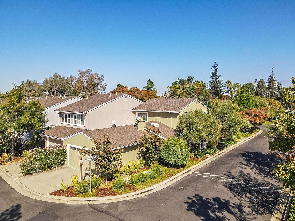 1st image of 146 Pine Wood Ln