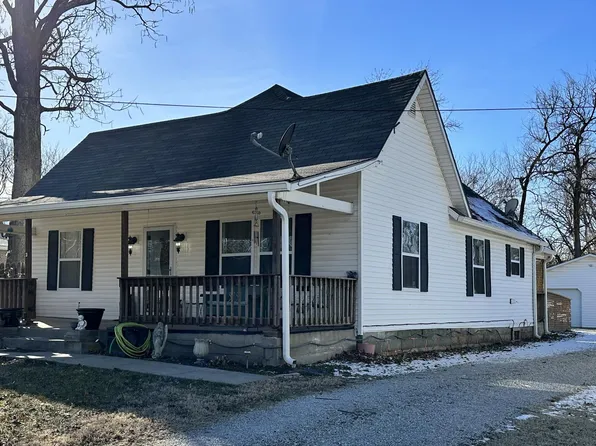 1217 N Colorado Street, Nevada, MO 64772