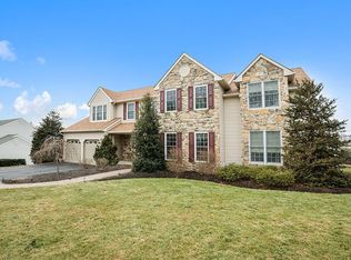 409 Devon Ln, Doylestown, PA 18901