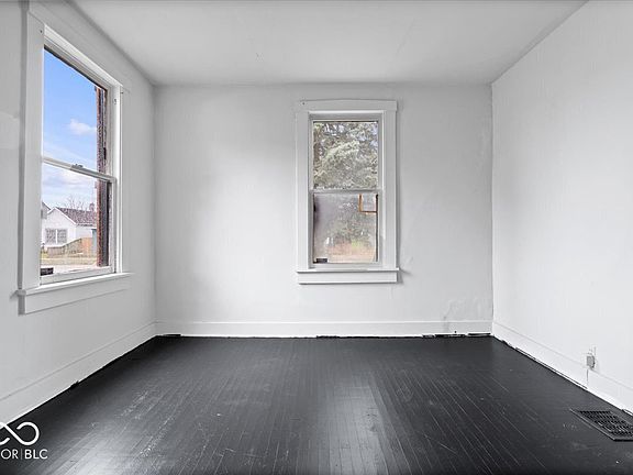 5th image of 1406 Terrace Ave