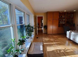 141 Stateside Dr, Chapel Hill, NC 27514