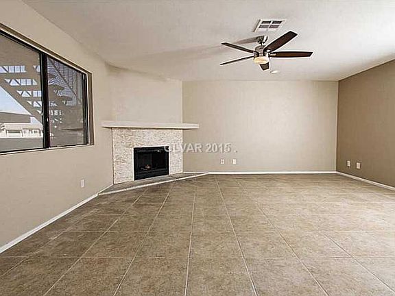 2nd image of 1016 Falconhead Ln Unit 102