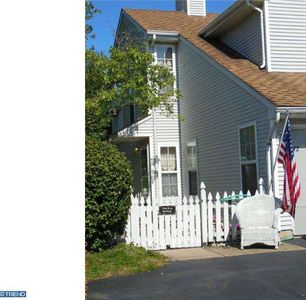 342 Birch Hollow Dr, Bordentown, NJ, 08505