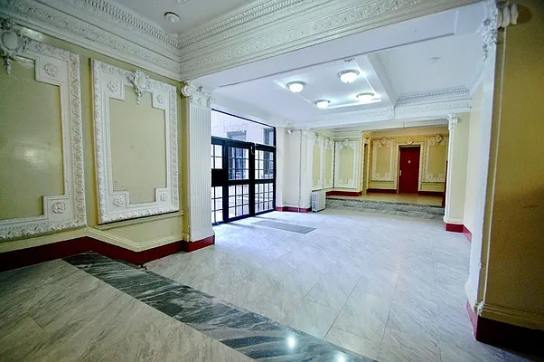 Rented by Shamco Management Corp | media 29